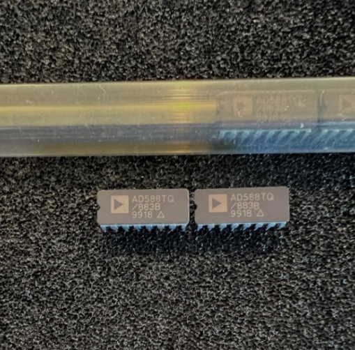 AD588TQ/883B Analog Devices Inc.